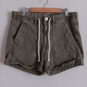 American Eagle Stretch Green Shorts